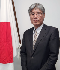 岡島洋之総領事